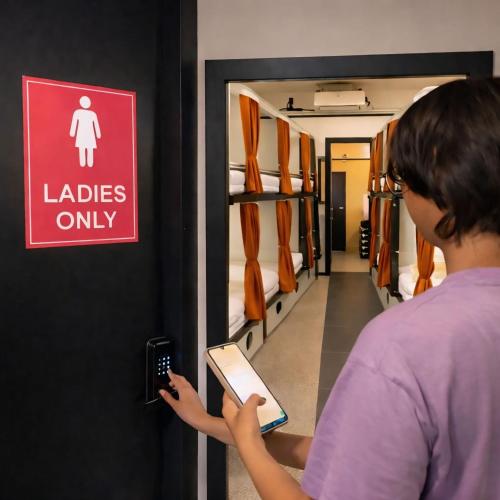 Instalaciones, The Metrostay New Delhi Railway Station in New Delhi