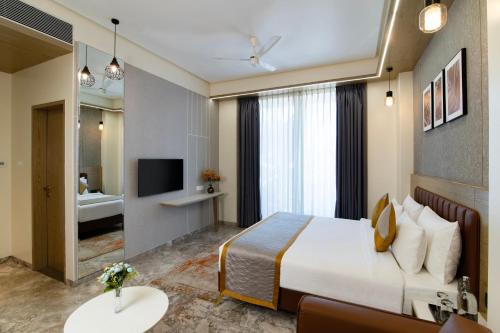 Enrise by Sayaji, Latur