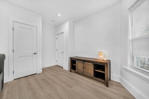 3BR Hotel Alternative - Walk to Kendall Square - image 11