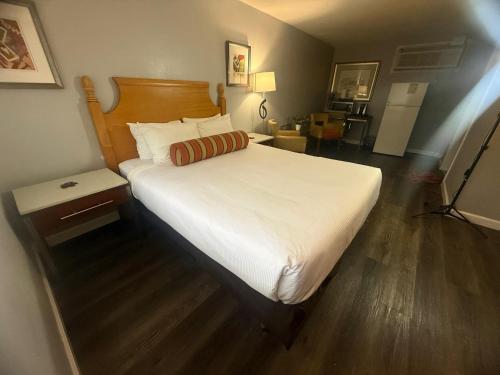 Naval Suites by FairBridge - image 2
