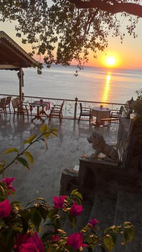 Hotel Mola in West Marmara Region