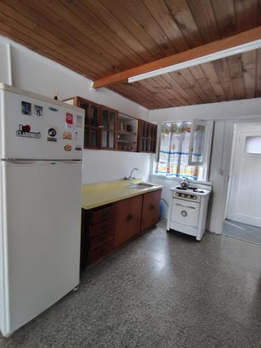 Casa alquiler temporario Verano y Finde largo in Balneario Klaromeko
