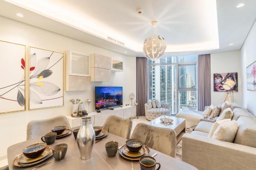 Luxury 2BR Apt w/ Burj Khalifa View At Paramount - image 10