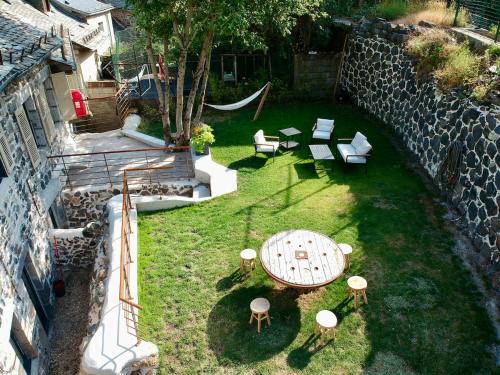 Θέα, L'Echappée Belle (L'Echappee Belle) in Laguiole