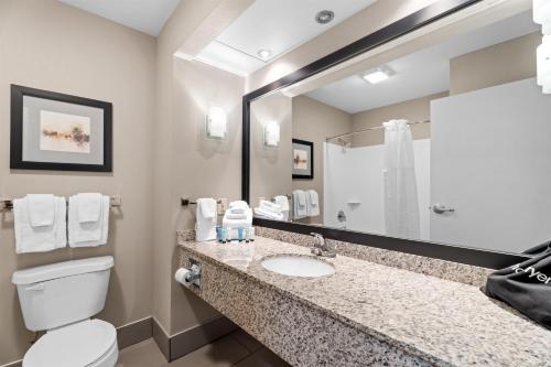 Greenstay Inn & Suites Court View - image 11