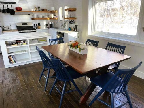 Cozy Lake House - Salisbury/Lakeville in Lakeville (CT)