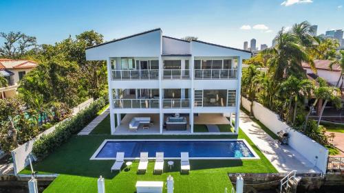 Villa Hella with Private Pool – khách sạn tại Quần đảo Venetian