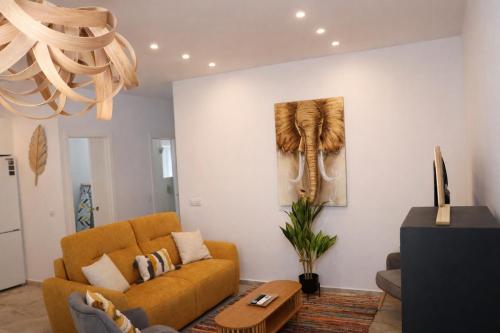 Chalet con piscina en Naveros in Los Naveros