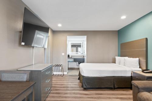 奇迹酒店 (Hotel Milagro) in 邱拉威斯塔(CA)