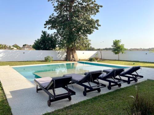 VILLA Moringa 5 chambres proche SALY in Sintian