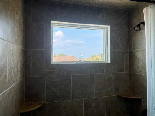 Bright Lavallette 4BR Private Yard Walk to Beach - main image
