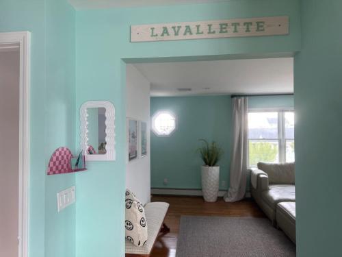 Bright Lavallette 4BR Private Yard Walk to Beach - image 3