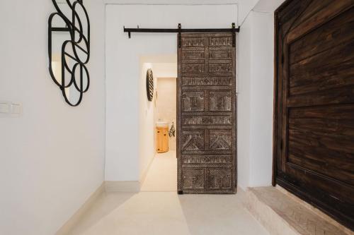 Riad Alaya - image 13