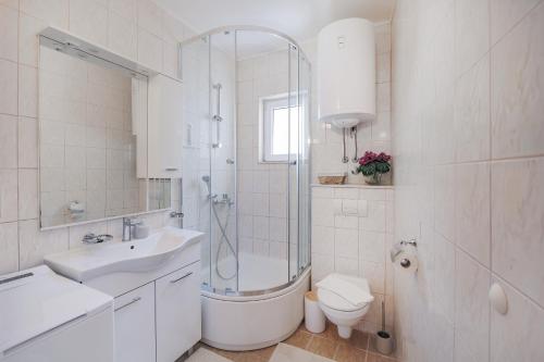 Fürdőszoba, Apartment Bernarda in Igrane