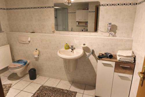 Private room with own bathroom in Harsum