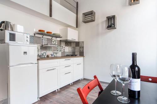 D53 Apartments - image 10