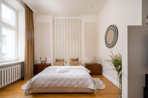 Luxury Apartment 76 by BookingHost - image 5