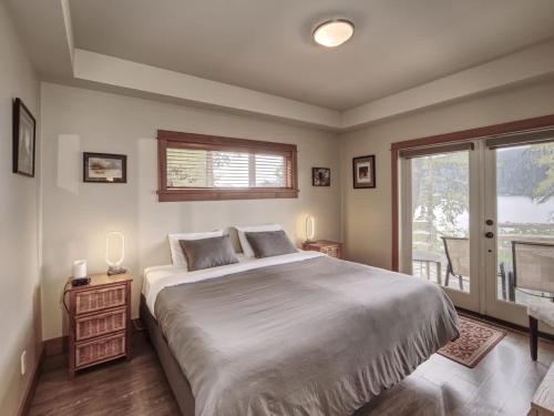 Going Coastal ABC - Oceanfront - Pet Friendly in Port Renfrew (BC)