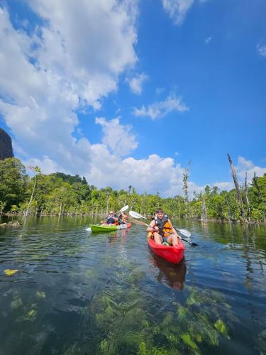 Safary Tour in Ban Nai Chong