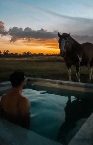 . Cabaña de Campo, Atardeceres y Pileta Climatizada