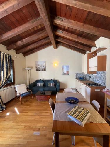 Romantic Rialto Apartment