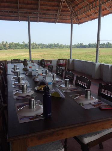 ห้องอาหาร, Ayana's Homestay in กุตตานาถ ตาลุก