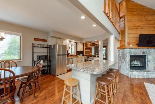 Smack Dab by Railey Vacations in Oakland (MD)