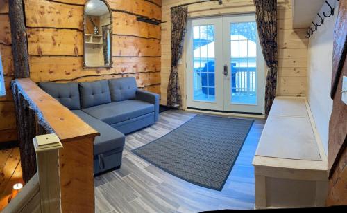 The Treehouse at 11 Gables - Center of Ludlow Village near Shopping and Restaurants in Ludlow (VT)