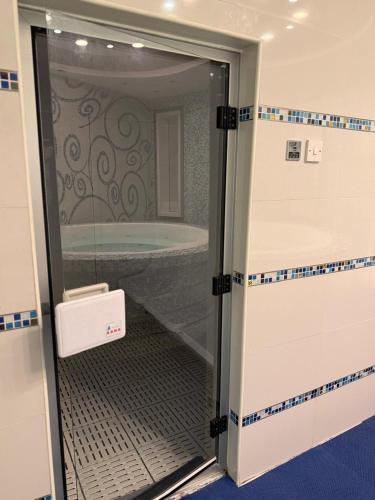 Fully Luxury Studio | Total Privacy | Pool & Sauna Dubai