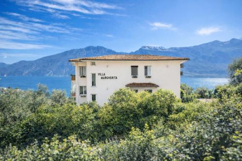 Vista exterior, Hotel Villa Margherita in Limone sul Garda