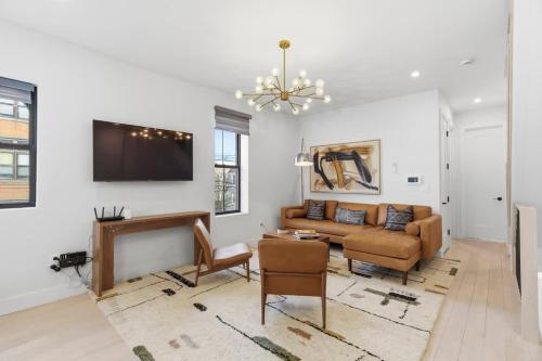 Designer Luxury Duplex a few mintues to NYC with Skyline Views – khách sạn tại Bergen/Lafayette