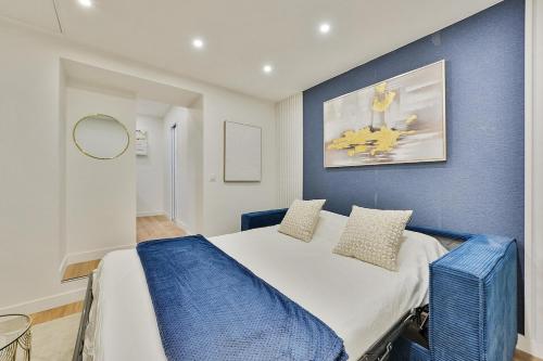 Welcome to Azure Escape in Ferrieres-en-Brie