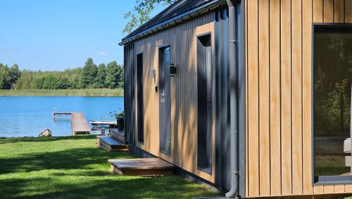 Mazury Resort-nowoczesna stodoła 10 m od jeziora (Mazury Resort-nowoczesna stodola 10 m od jeziora) in Elk