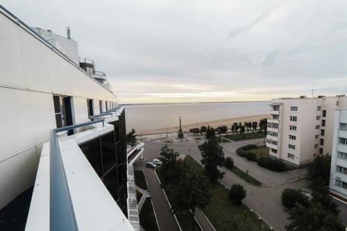 Pur-Navolok Hotel Pur-Navolok Hotel is conveniently located in the popular Arkhangelsk area. The hotel offers a wide range of amenities and perks to ensure you have a great time. Facilities like 24-hour front desk, fac