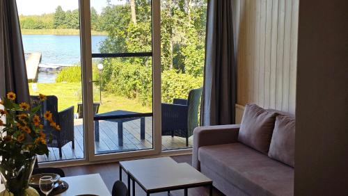 Mazury Resort-nowoczesna stodoła 10 m od jeziora (Mazury Resort-nowoczesna stodola 10 m od jeziora) in Elk
