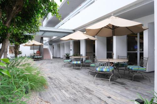ระเบียง/ชานเรือน, Hotel Horizon and Convention Center in โมเรเลีย