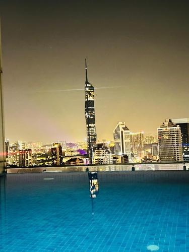 LUXE KLCC SKY LiNE - image 14