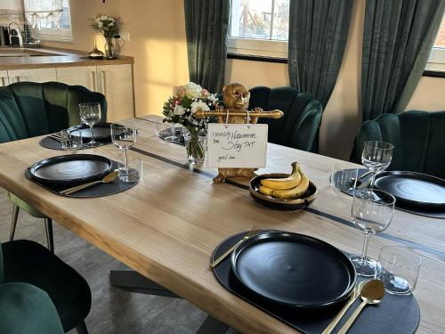 Facilities, stayTNT-moderne 100qm Wohlfuhlwohnung in ruhiger Lage in Geislingen