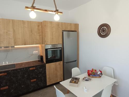 Sweet Home Nikorenia 3 in โครทีรี