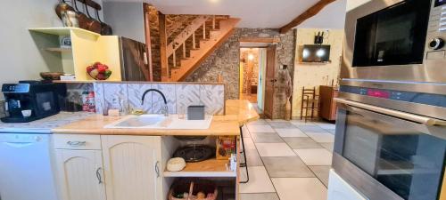 Konyha, Gîte La Bastide Saint-Roc Haute Vallée de l'Aude (Gite La Bastide Saint-Roc Haute Vallee de l'Aude) in Couiza