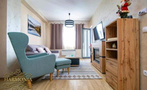 1 king bed, 1 sofa bed