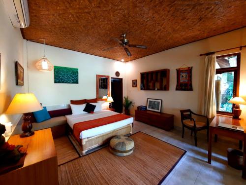 room detail thumbnail 0