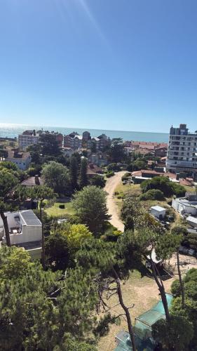 Departamento 3 ambientes a 2 cuadras del mar y Avenida Bunges