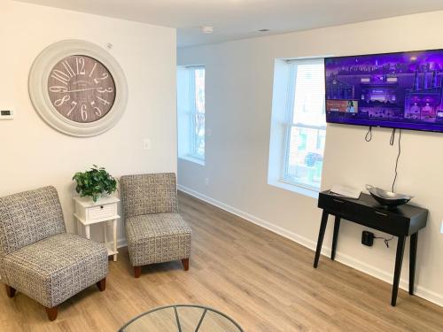 Comfy Cozy 2BD-2BA apt in Federal Hill in Federal Hill