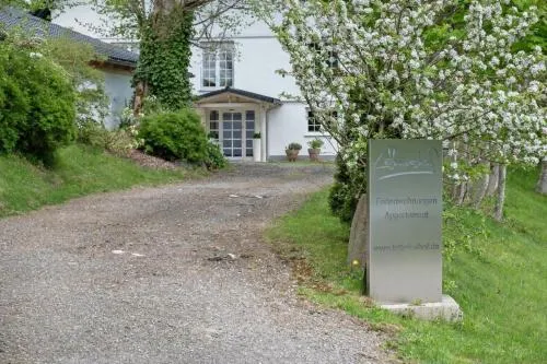 Lettwieshof Birgit und Peter Heine in Eschengrund, Deutschland