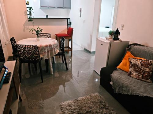 Apartamento em Campo Largo com Lava e Seca in Campo Largo