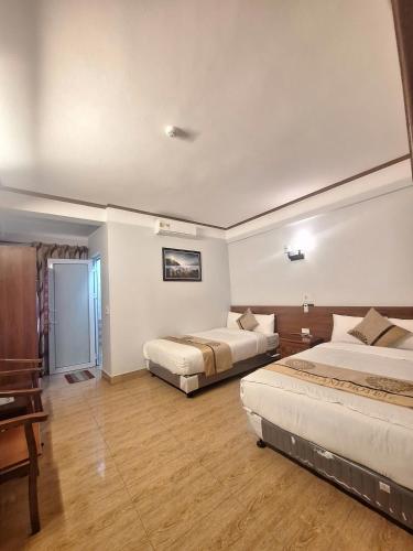 Long Anh Hotel Room Type - Twin Room