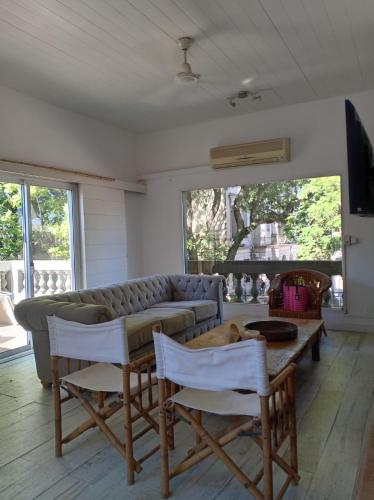 Casa Centrica en Colonia - Vistas Abiertas y Patio Natural – khách sạn tại Centro