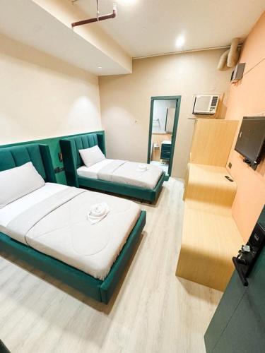 room detail thumbnail 0