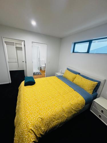 Room with en-suite bathroom in Kaiapoi
